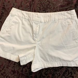 Women’s shorts. White. Size 8. Ann Taylor Loft. 4 inch inseam. 4 pocket.